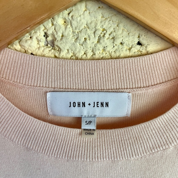 John + Jenn Light Pink Sweater with Stitched/Cut Out Style Sleeve - Picture 3 of 8